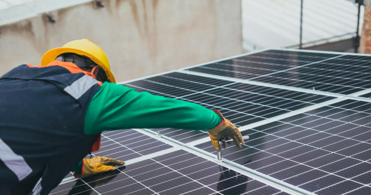 Superior Solar company logo – solar water heater installation and maintenance experts